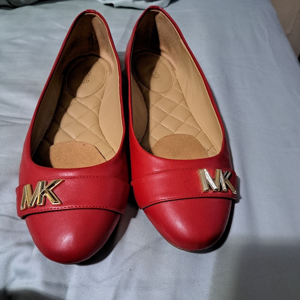 Sz 10 Michael Kors Flats